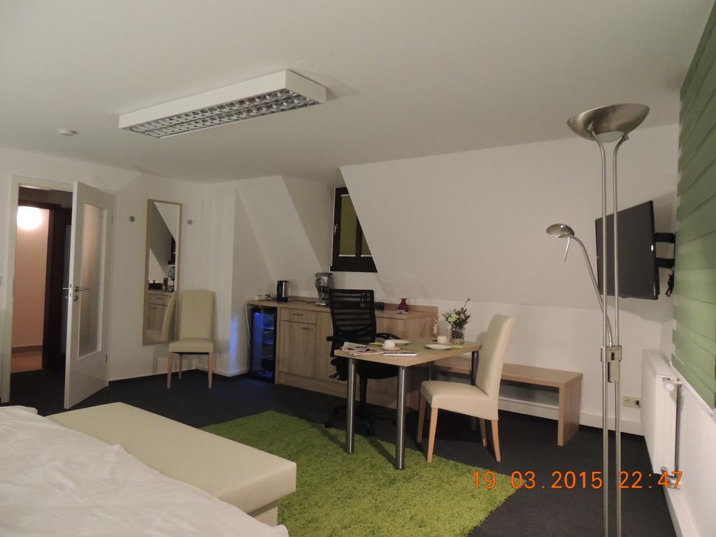 Ratsstube Blasius Hotell Merzig Rom bilde